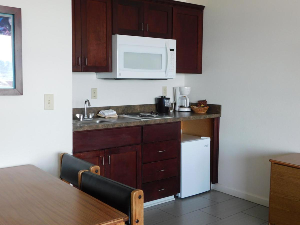 Seahorse Oceanfront Lodging Lincoln City Bagian luar foto